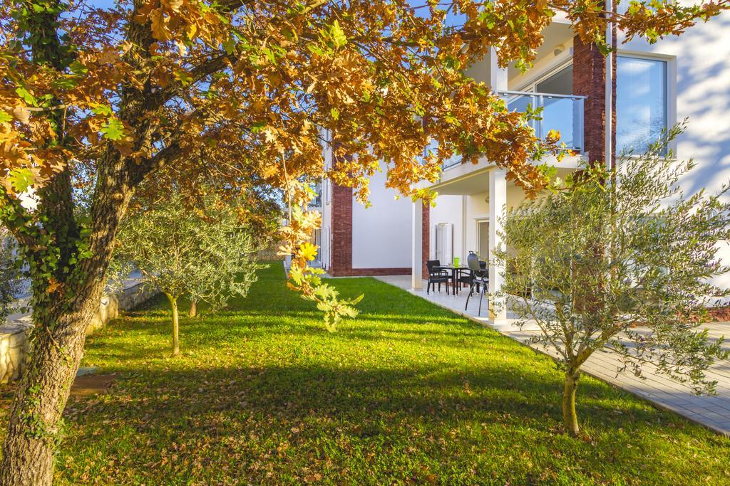 Villa Apartments Futura Vantacici Extérieur photo